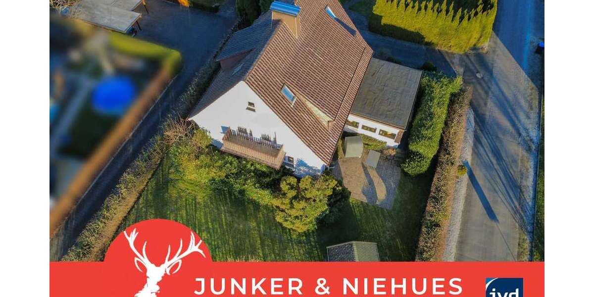 Einfamilienhaus Oerlinghausen - 7 Zimmer, 208 m&sup2;, 390.000&euro; | Angebot:25771837
