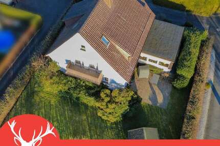 Haus Oerlinghausen - 7 Zimmer, 208 m&sup2;, 390.000&euro; | Angebot:25771837