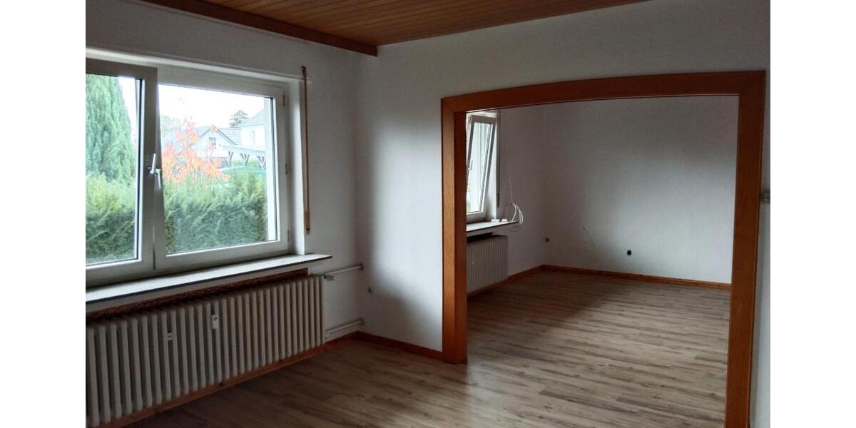 Erdgeschoßwohnung Löhne - 2.5 Zimmer, 80 m&sup2;, 600&euro; | Angebot:26470931