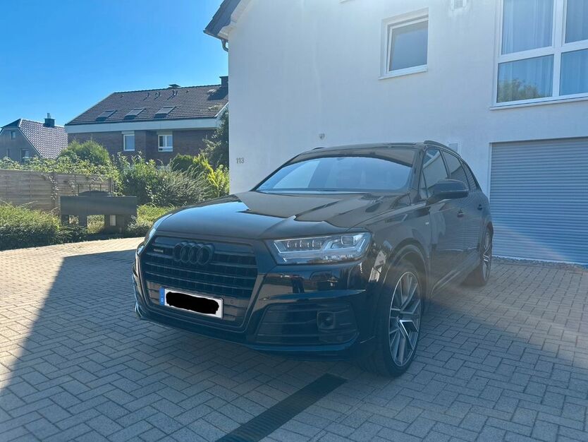 Audi Q7 118.000 km 46.000 € Bielefeld 33719