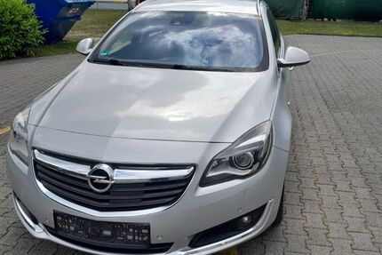 Opel Insignia 260.000 km 5.500 &euro; Schloß Holte Stukenbrock 33758