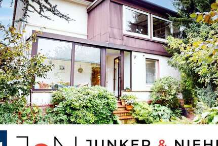 Haus zum Kaufen in Leopoldshöhe 390.000 € 210 m² 6.5 zimmer