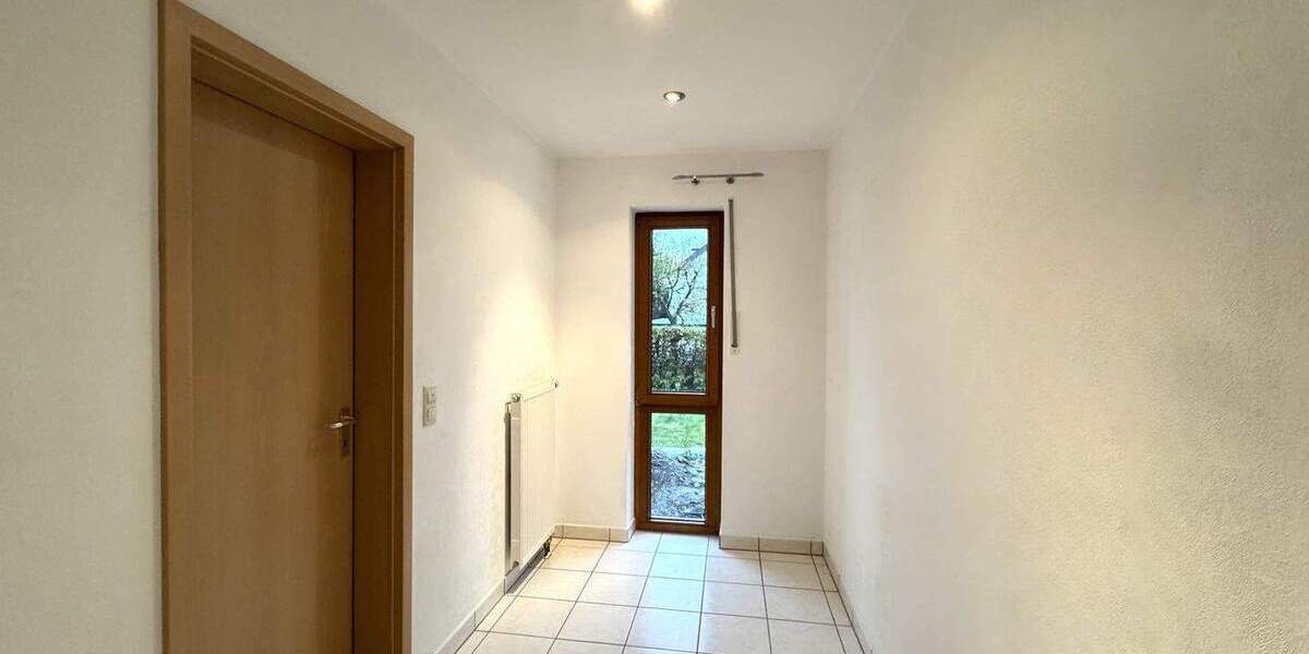 Wohnen wie im Haus: eine 3- Zimmer Wohnung mit eigenem Garten! 3 zimmer