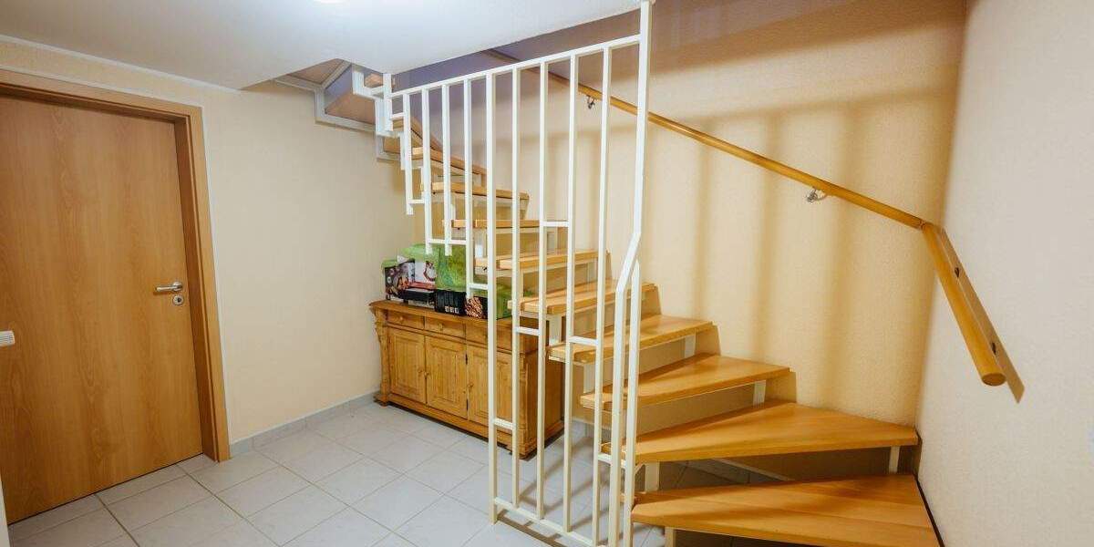 Raumwunder mit über 140m² Fläche! Junges Reihenmittelhaus mit guter Energieeffizienz 5 zimmer