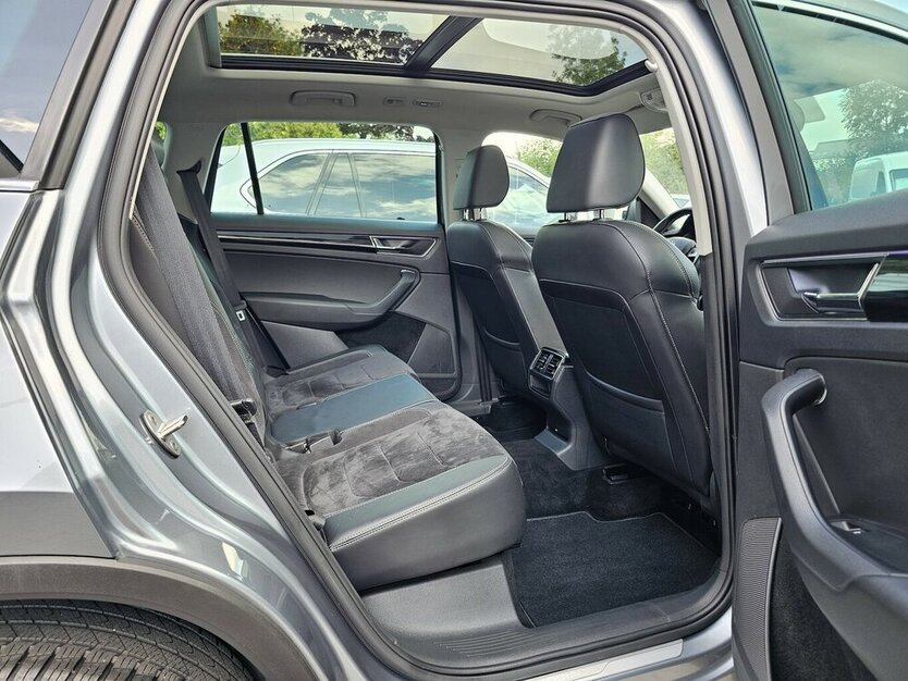 Skoda Kodiaq 2.0 TDI 4x4 NAVI PANO RFK LED AHK LEDER 174.691 km 20.990 € Löhne 32584