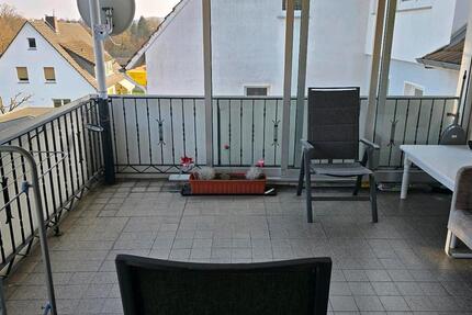 Wohnung Vlotho - 5 Zimmer, 143 m&sup2;, 900&euro; | Angebot:25981093