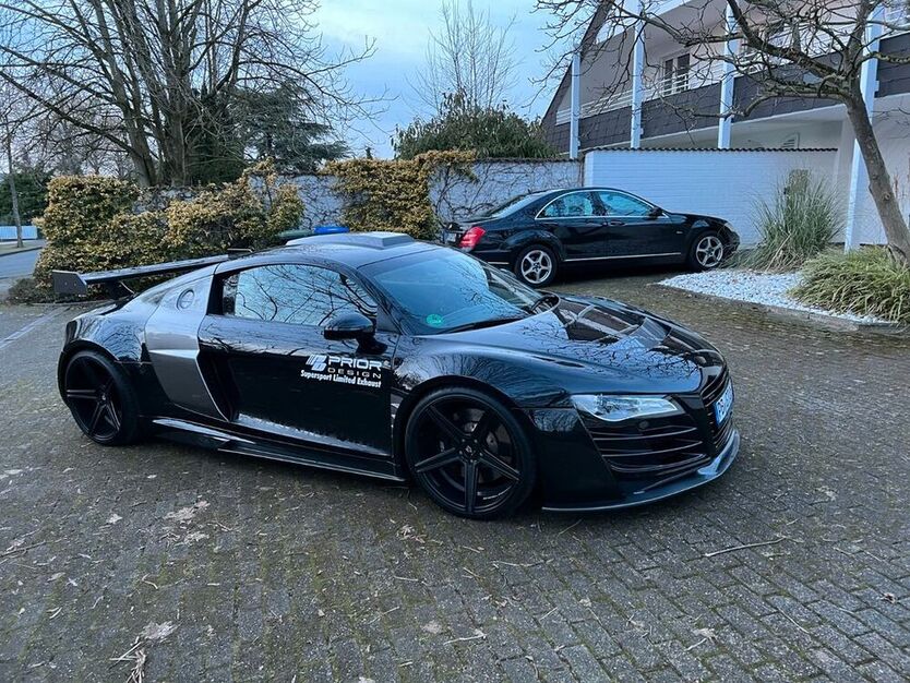 R8