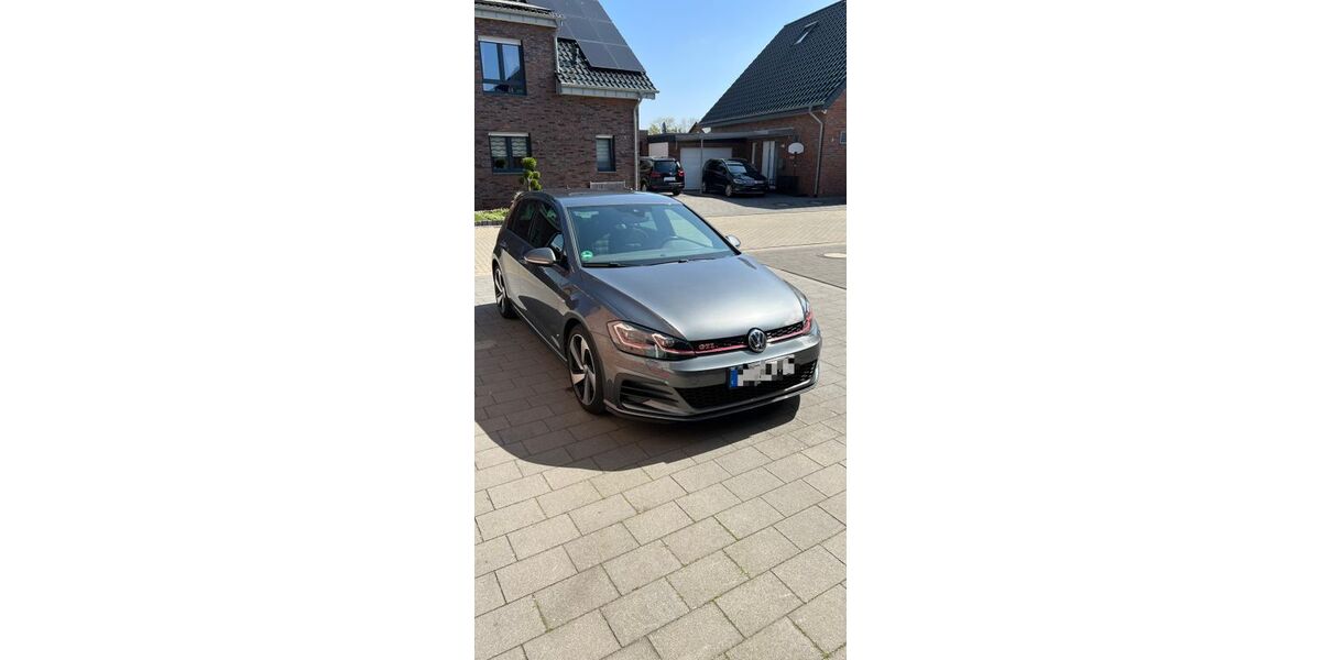 VW Golf 47.000 km 22.990 &euro; Herzebrock-Clarholz 33442