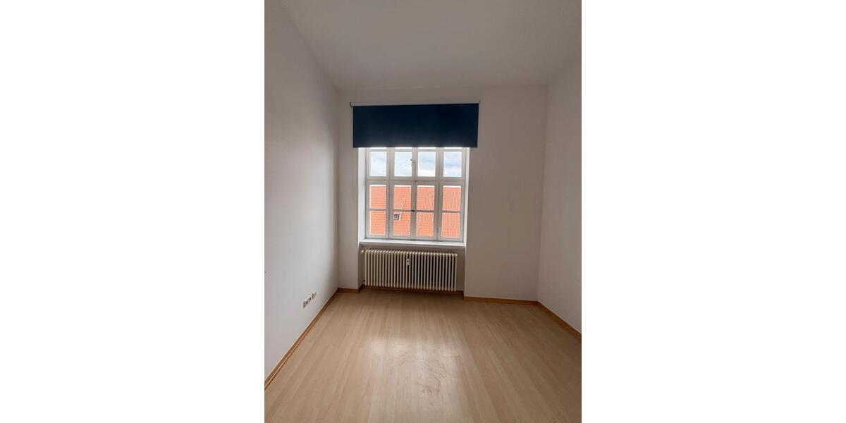 Etagenwohnung Lemgo - 2 Zimmer, 63 m&sup2;, 108.000&euro; | Angebot:26993472