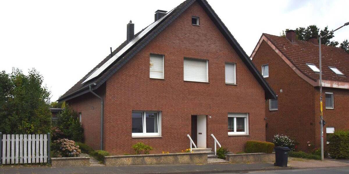 Jung kauft Alt: Wohnhaus mit vielen Nutzungsalternativen in der Stadt Enger 1 zimmer