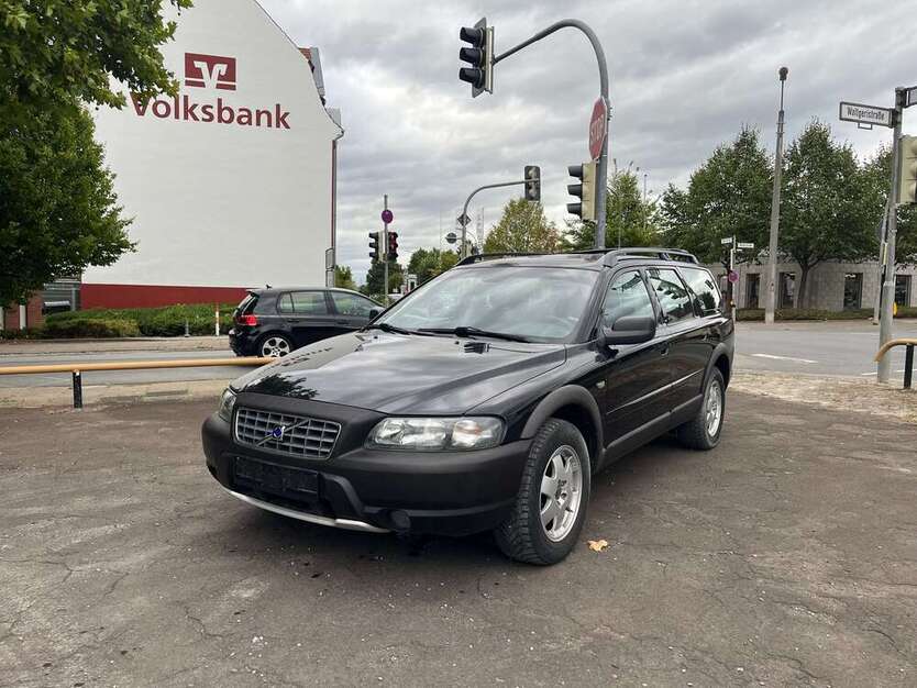 Volvo XC70 215.000 km 3.890 € Herford 32049