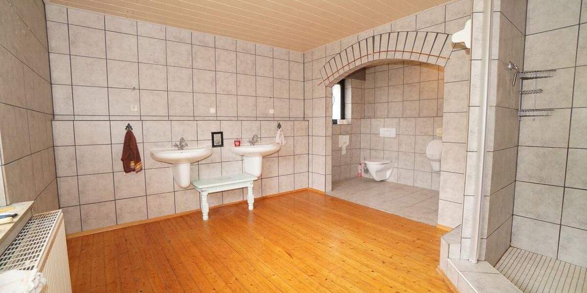 Mehrfamilienhaus, Wohnhaus Gütersloh / Hollen Hollen - 5 Zimmer, 149 m&sup2;, 349.000&euro; | Angebot:25611390