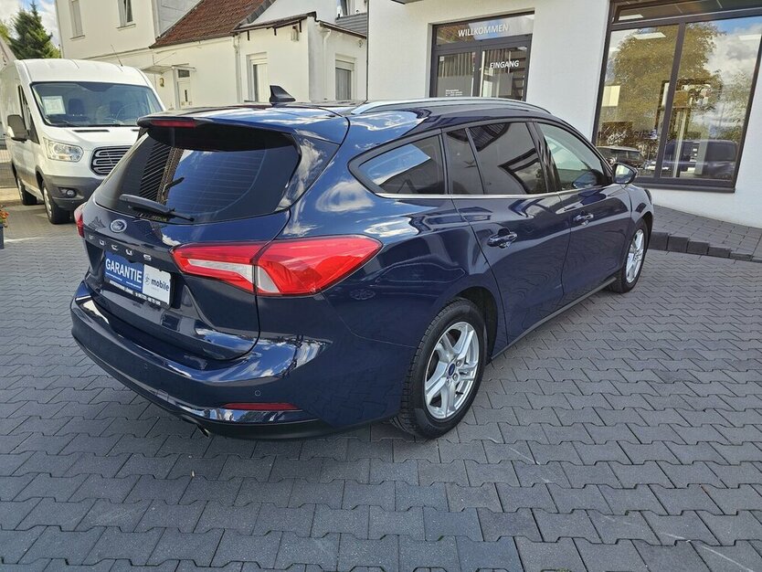 Ford Focus 2.0 CDTI LED NAVI RFK AUS 1.HAND 122.850 km 14.990 € Löhne 32584