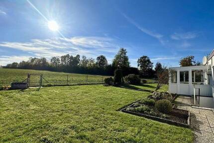 RESERVIERT- OHNE MAKLERPROVISION - Bungalow mit unverbaubarem Blick auf Landschaftsschutzgebiet 3 zimmer