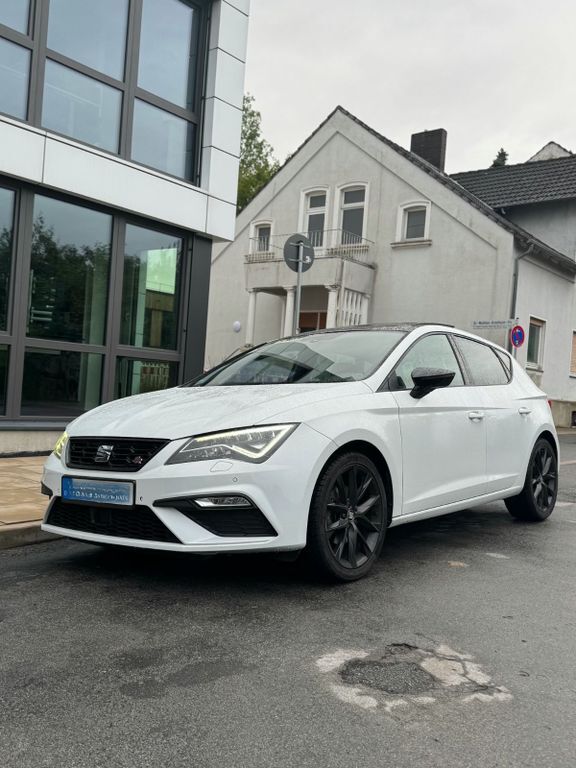 Seat Leon 50.000 km 16.900 € Bad Oeynhausen 32547
