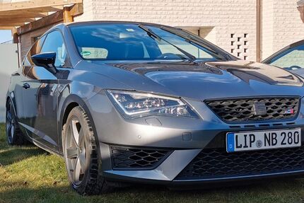 Seat Leon 108.000 km 16.650 &euro; Lage 32791