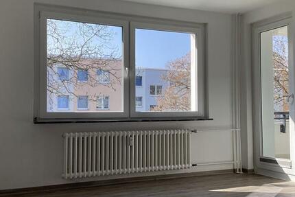 Wohnung Bielefeld Heepen - 3 Zimmer, 73 m&sup2;, 713&euro; | Angebot:25386645