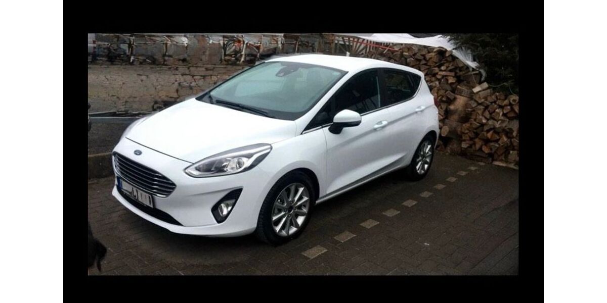 Ford Fiesta 70.000 km 11.200 &euro; Detmold 32758