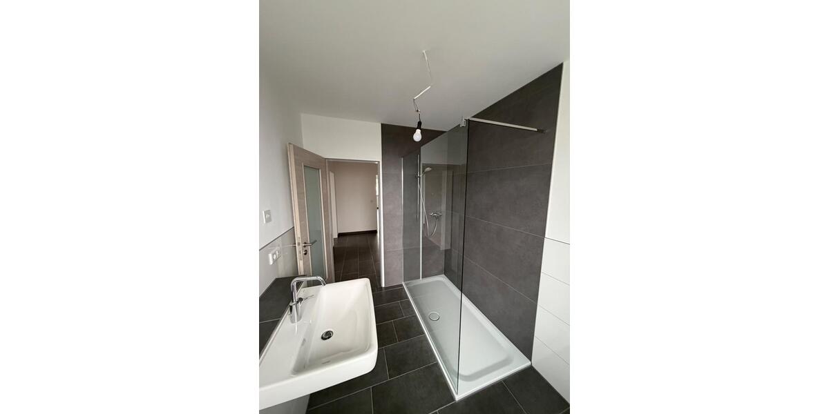 Etagenwohnung Werther (Westfahlen) - 3 Zimmer, 100 m&sup2;, 1.250&euro; | Angebot:25764224