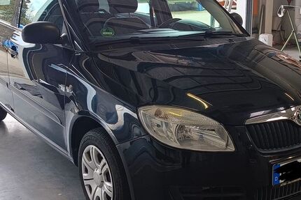 Skoda Fabia 76.600 km 4.250 &euro; Lage 32791