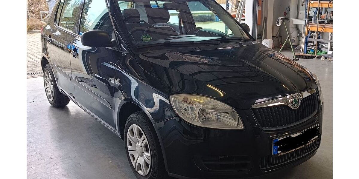 Skoda Fabia 76.600 km 4.250 &euro; Lage 32791