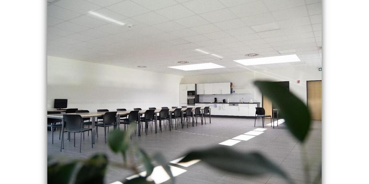 Gewerbeobjekt Lage - 2.300&euro; | Angebot:23546044