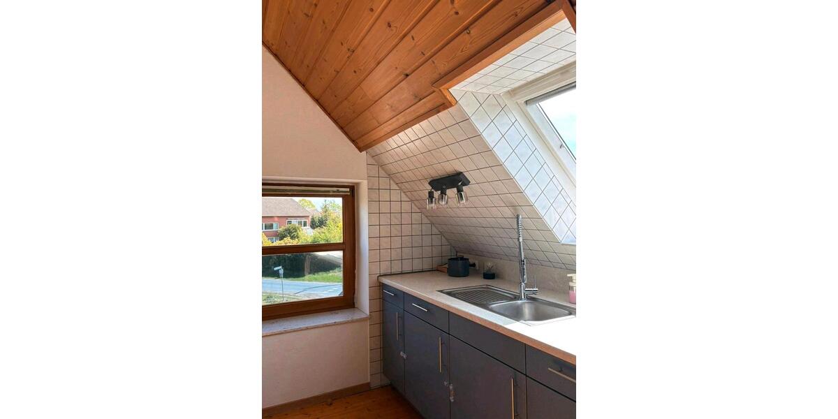 Dachgeschoßwohnung Löhne - 1 Zimmer, 40 m&sup2;, 285&euro; | Angebot:26413510