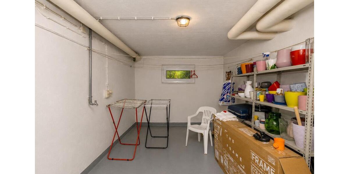 Erdgeschoßwohnung Detmold - 5 Zimmer, 114 m&sup2;, 220.000&euro; | Angebot:27096120