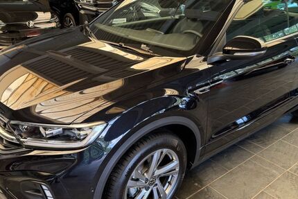 VW T-Roc 1.280 km 33.599 &euro; Versmold 33775