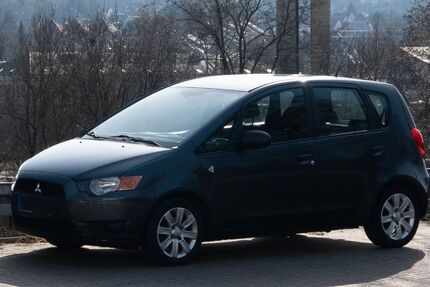 Mitsubishi Colt 125.000 km 2.500 &euro; Bielefeld 33617