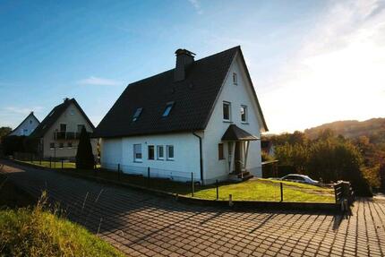 Haus Vlotho - 7 Zimmer, 137 m&sup2;, 385.000&euro; | Angebot:26548993