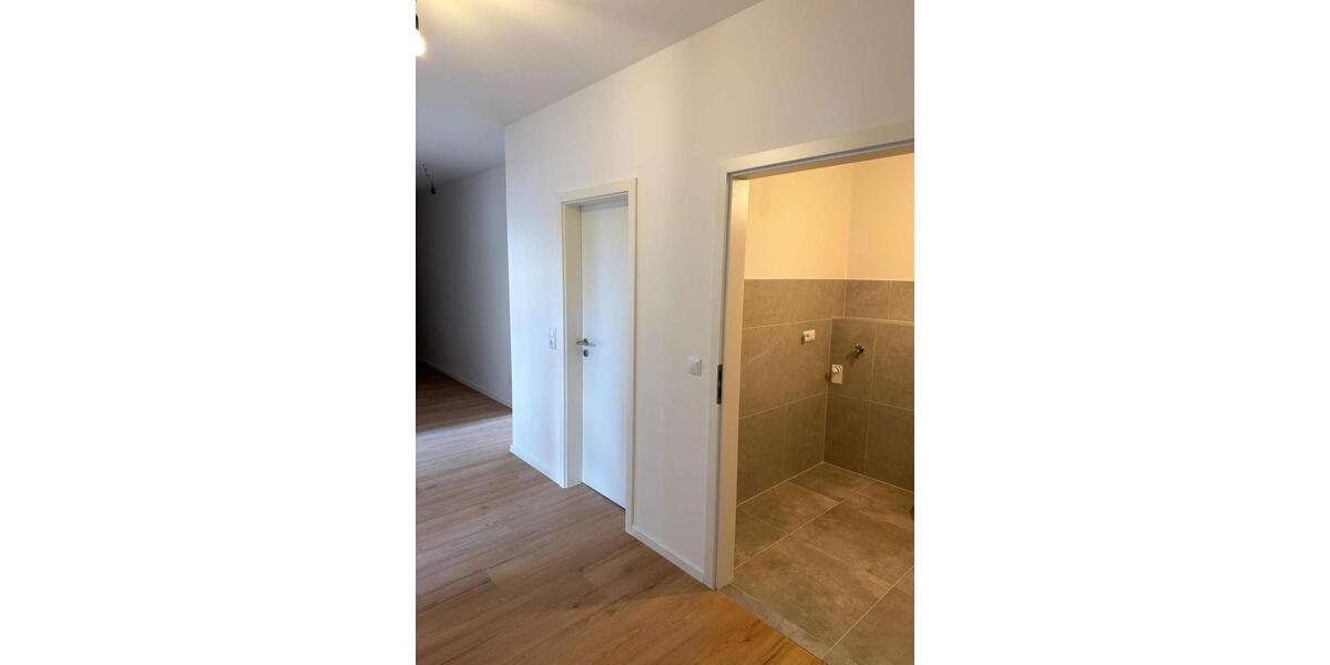 Etagenwohnung Bielefeld - 5 Zimmer, 122 m&sup2;, 1.290&euro; | Angebot:26099695