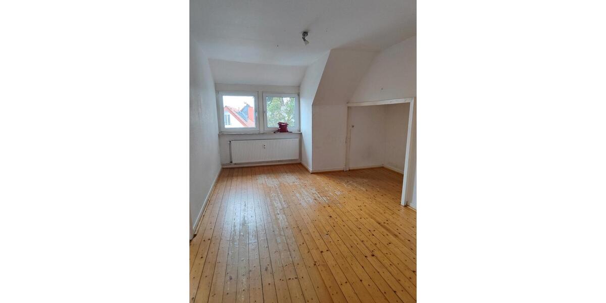 Dachgeschoßwohnung Werther (Westfahlen) - 5 Zimmer, 140 m&sup2;, 1.530&euro; | Angebot:25638842