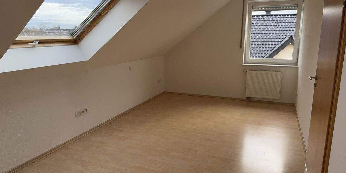Etagenwohnung Schloß Holte-Stukenbrock Stukenbrock - 3 Zimmer, 82 m&sup2;, 255.000&euro; | Angebot:25756401