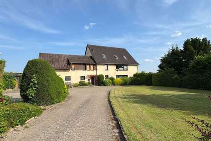 Haus Bad Salzuflen Ehrsen-Breden - 11 Zimmer, 330 m&sup2;, 399.000&euro; | Angebot:26663508