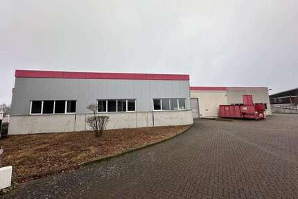 Halle in Löhne 1.650.000 € 2400 m²