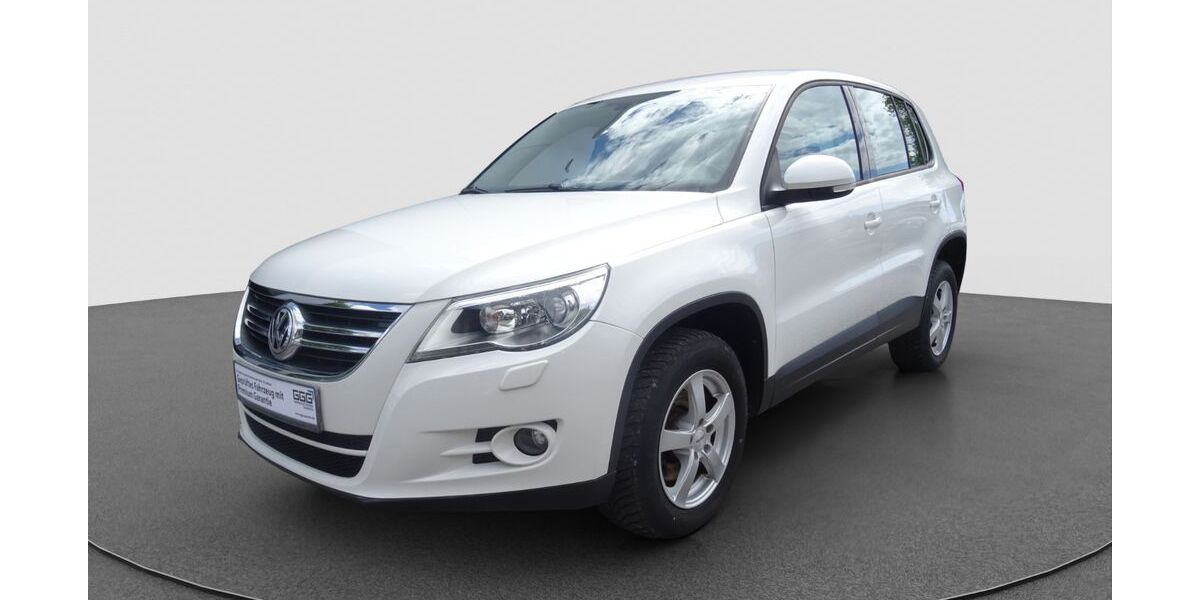 VW Tiguan 119.989 km 7.490 &euro; Löhne 32584