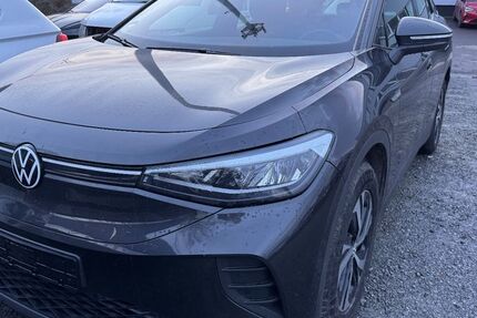 VW ID.4 214.370 km 13.799 &euro; Bielefeld 33689
