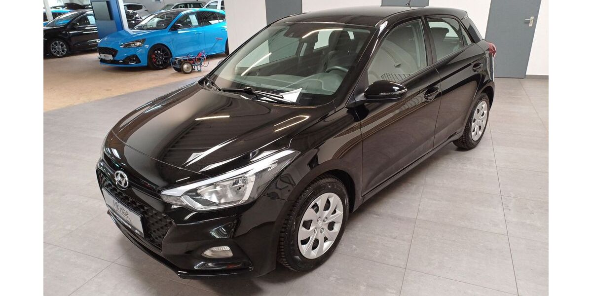 Hyundai i20 78.769 km 9.950 &euro; Bad Oeynhausen 32547