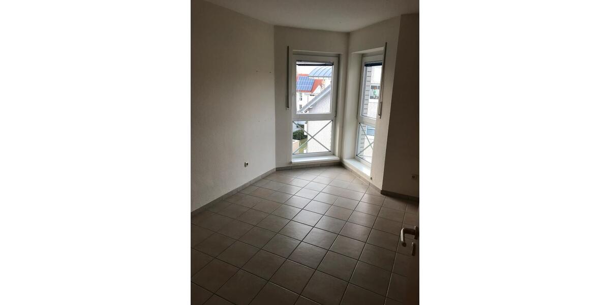 Dachgeschoßwohnung Bielefeld Brackwede - 3 Zimmer, 80 m&sup2;, 1.130&euro; | Angebot:25961218