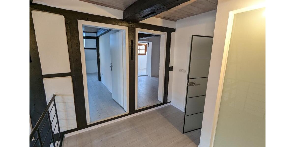 Wunderschöne, gemütliche 4 Zimmer Maisonette Wohnung in Detmold 4 zimmer