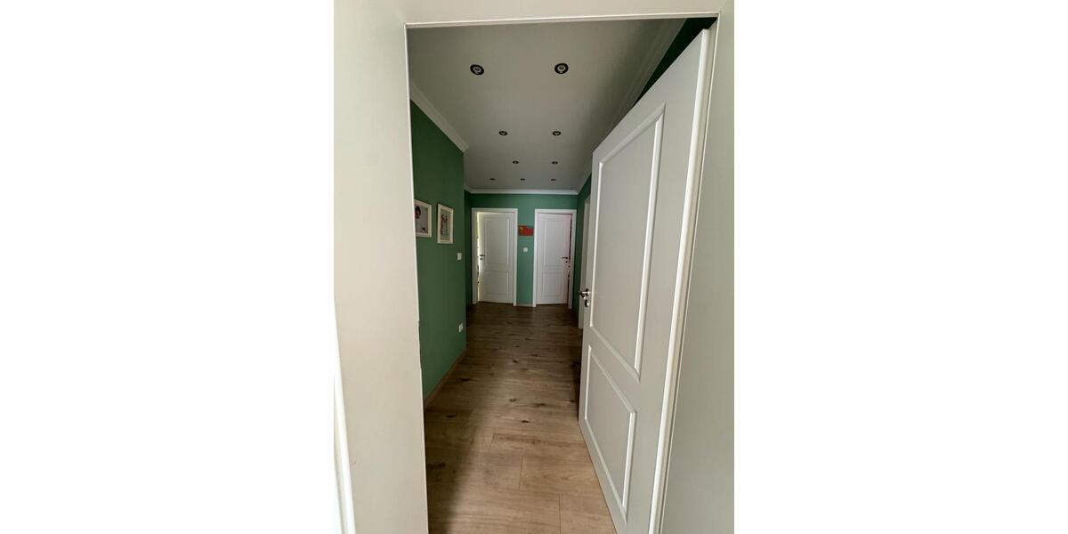 Einfamilienhaus Verl - 7 Zimmer, 215 m&sup2;, 549.000&euro; | Angebot:27230079
