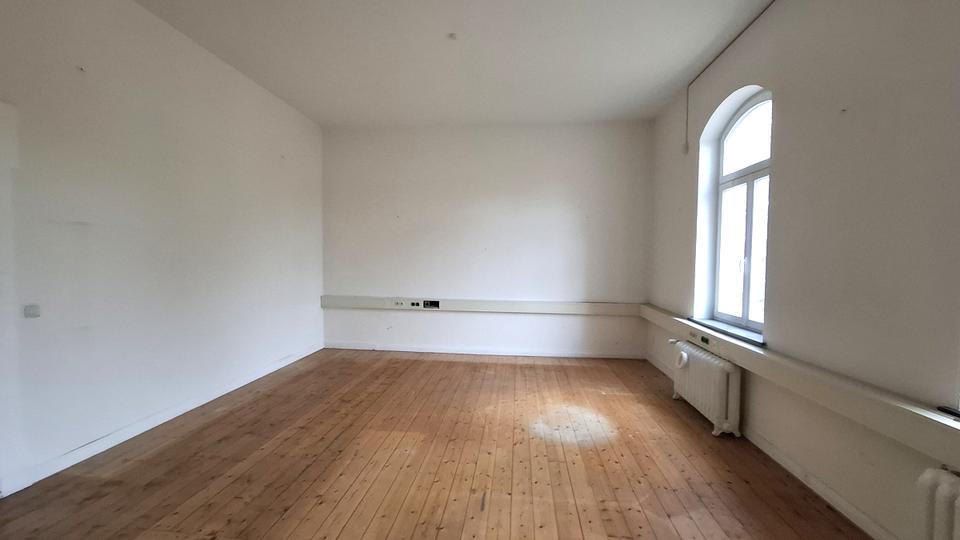 ROSE IMMOBILIEN KG: Präsentieren Sie sich in einer Stadtvilla in Bünde! zimmer
