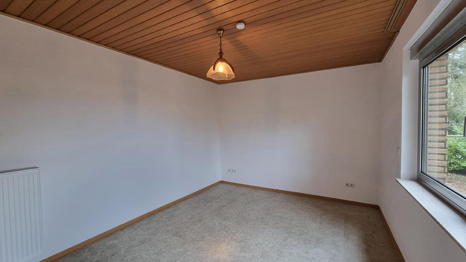 Erdgeschoßwohnung Bielefeld Sennestadt - 2.5 Zimmer, 110 m&sup2;, 790&euro; | Angebot:25864469