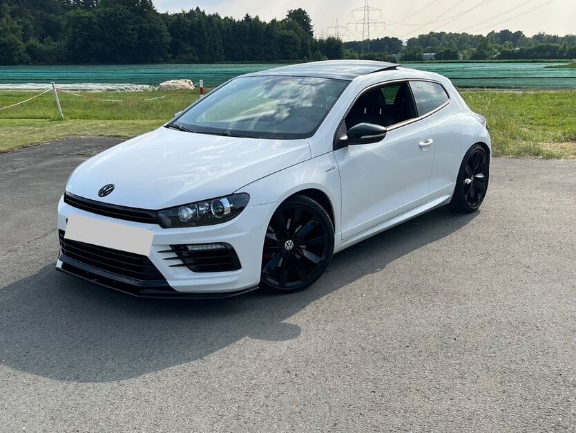 VW Scirocco 122.000 km 18.499 € Herford 32052