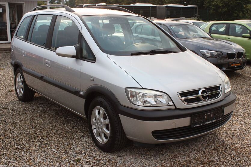 Opel Zafira 167.496 km 3.990 € Paderborn 33106