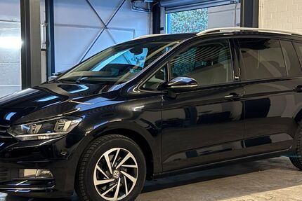 VW Touran 70.990 km 18.490 &euro; Bielefeld 33649