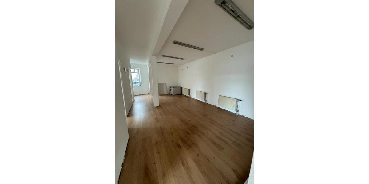 Bürofläche in Enger (Zentral mit Parkmöglichkeiten) zimmer