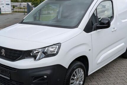 Peugeot Partner 68.600 km 11.990 &euro; Lage 32791