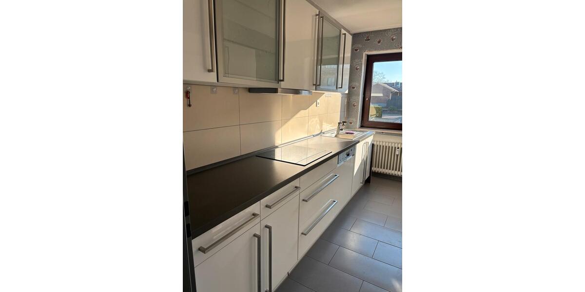 Etagenwohnung Lage - 3 Zimmer, 74 m&sup2;, 750&euro; | Angebot:25751618